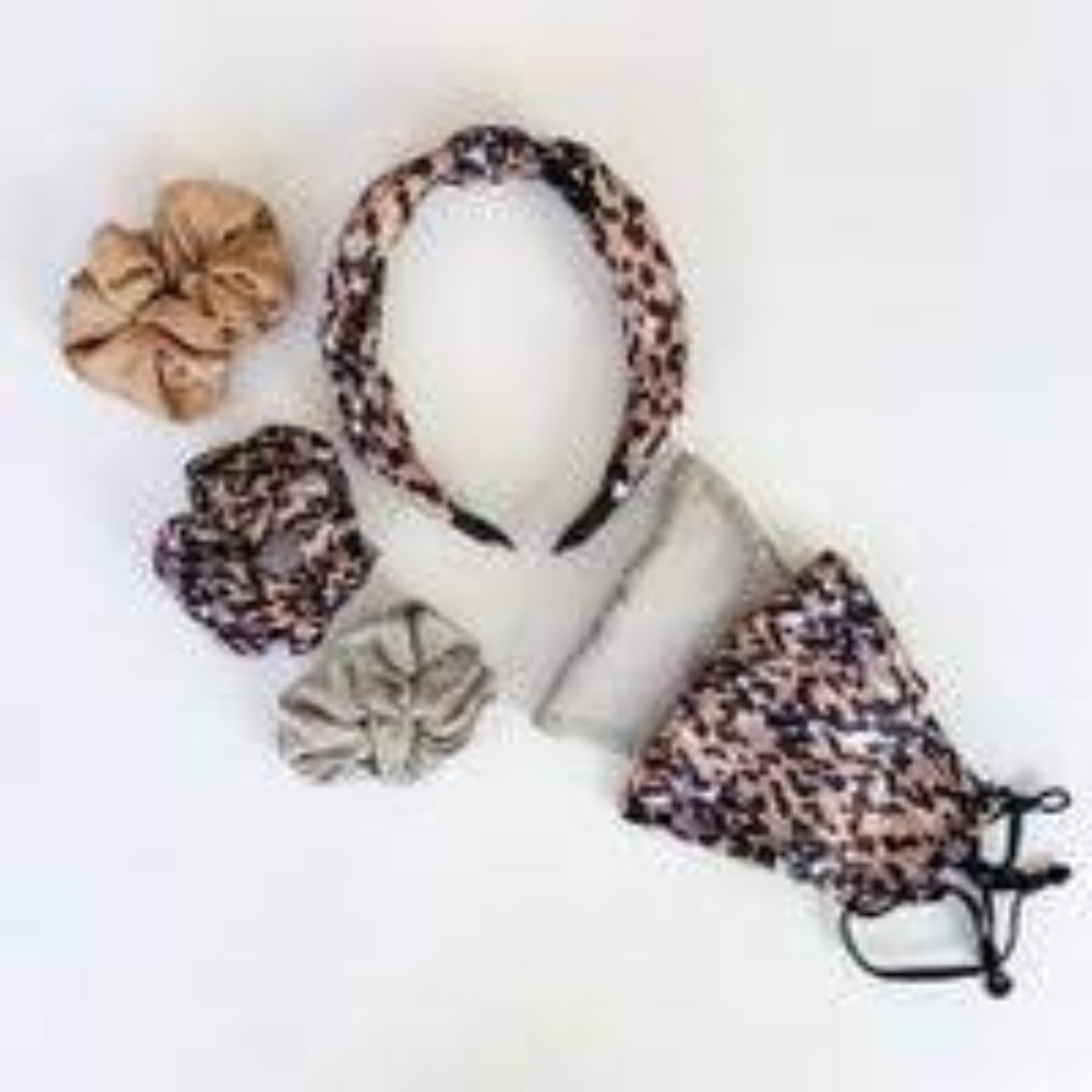 NIP French Connections dark cheetah print 6 pc set